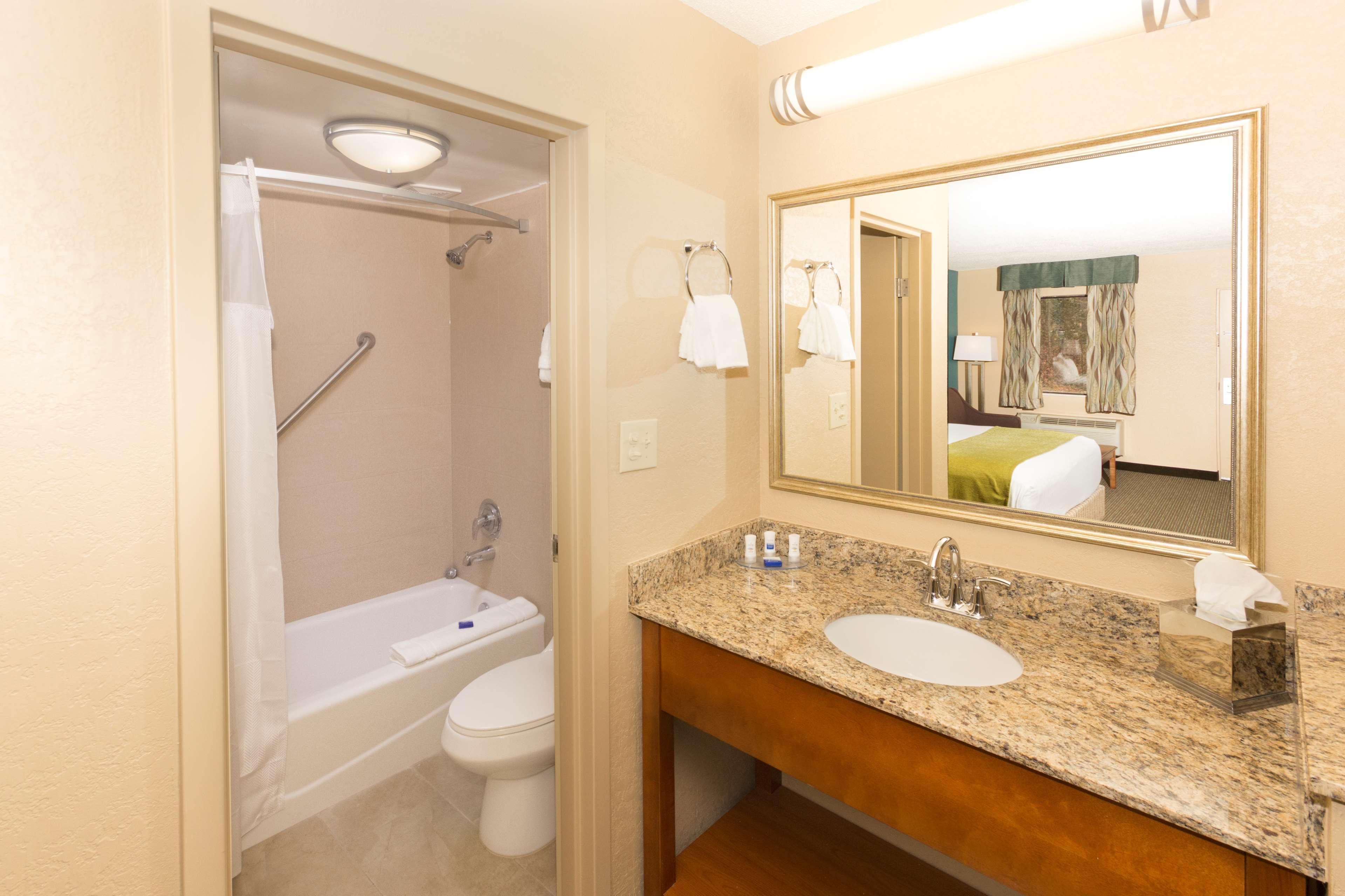 Best Western Charleston Inn Экстерьер фото