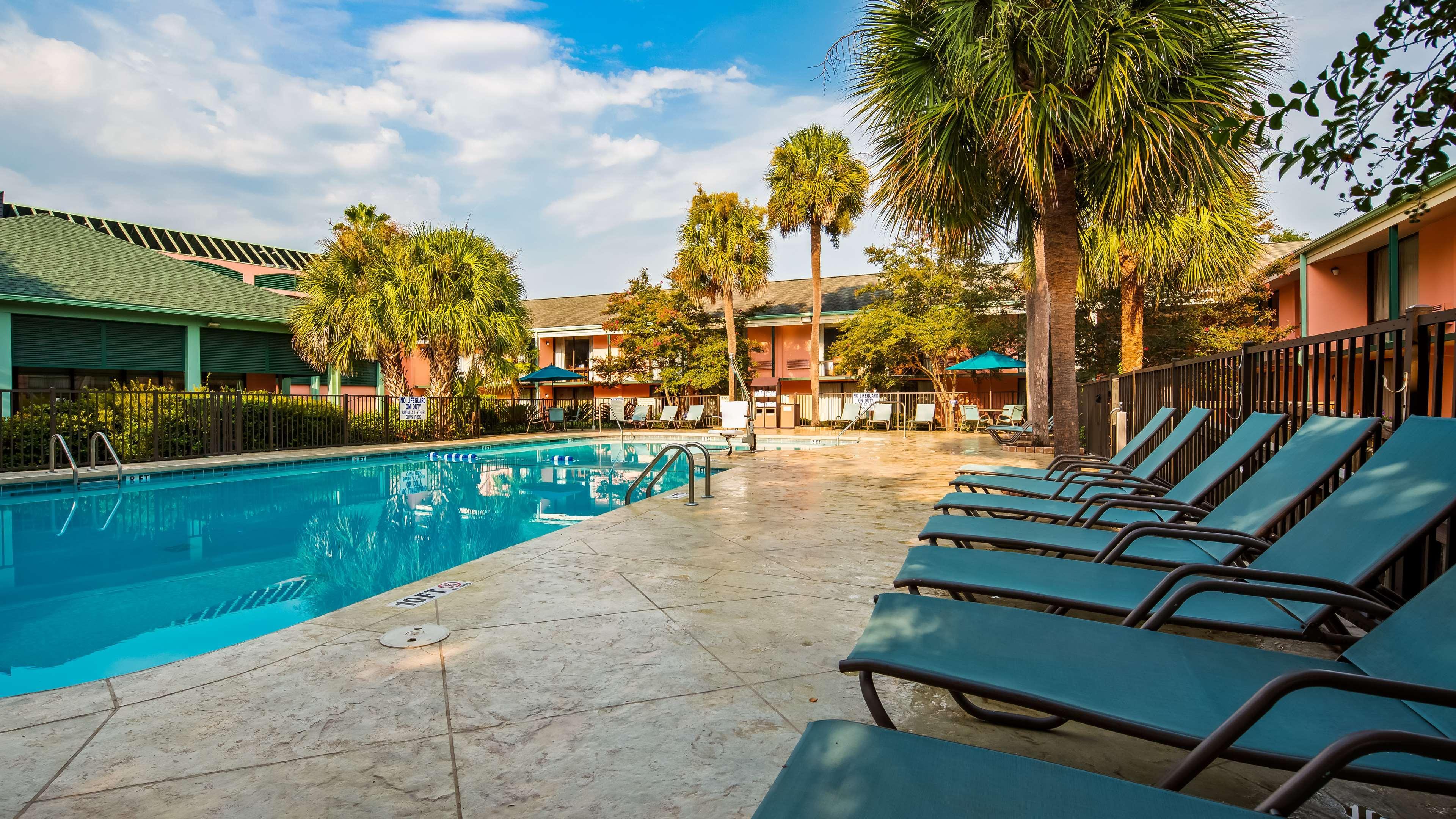 Best Western Charleston Inn Экстерьер фото