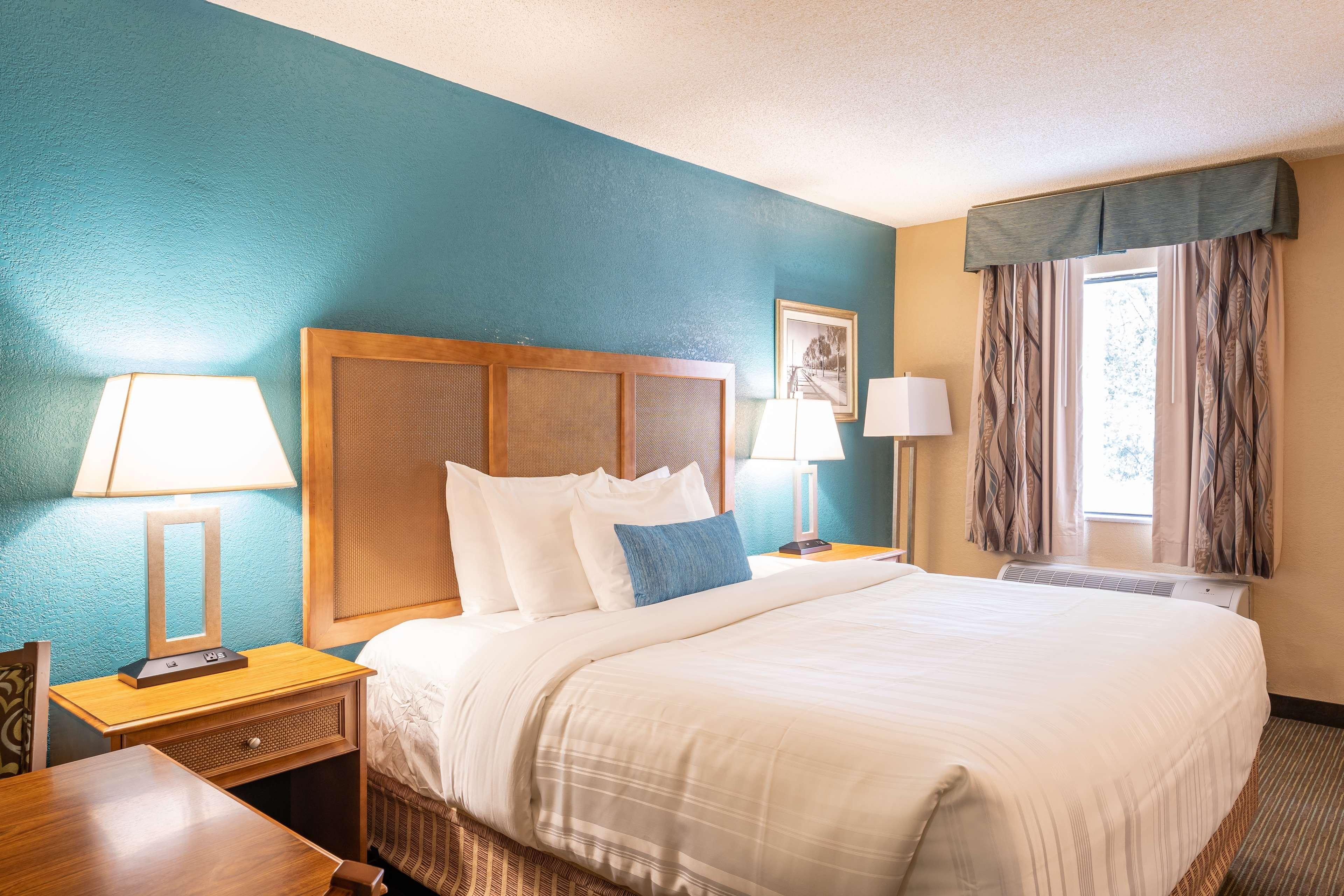 Best Western Charleston Inn Экстерьер фото